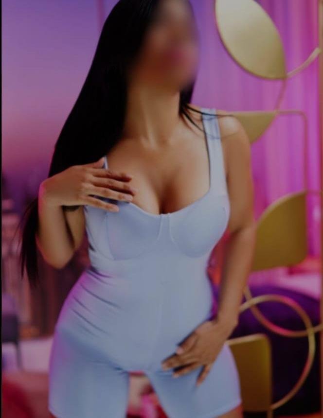 Big tits escort in Saint Petersburg - model photo Jung Feucht Sexy Amber Hier Bekommst Du Geilen Sex Bj