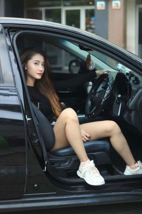 TS Escort in Central Jakarta – Exklusive Begleitung - model photo Moza