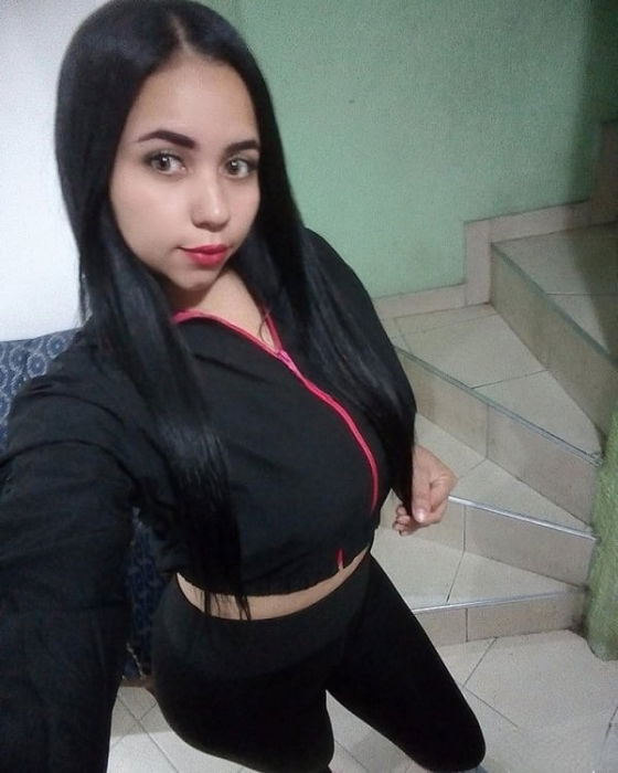Beste Analverkehr Escort in Nizwa in Ihrer N?he - model photo Bella