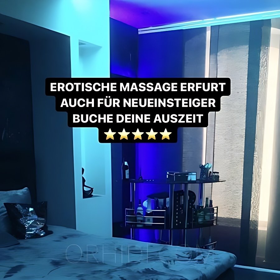 Faszinierende Ausgereift Escort in Düsseldorf - model photo Erotische Massage im Edlem Ambiente (deutsch)