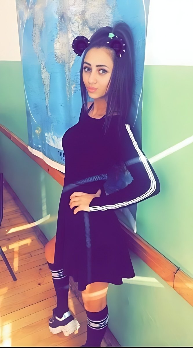 Meet Amazing Simona168: Top Escort Girl - model preview photo 0 