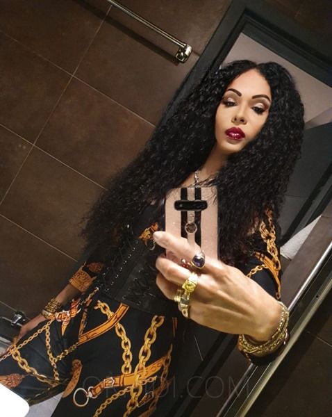 Pornstar Escort  (Huren, Nutten) in Detmold, Nordrhein-Westfalen. - model photo TS Vanessa XXL