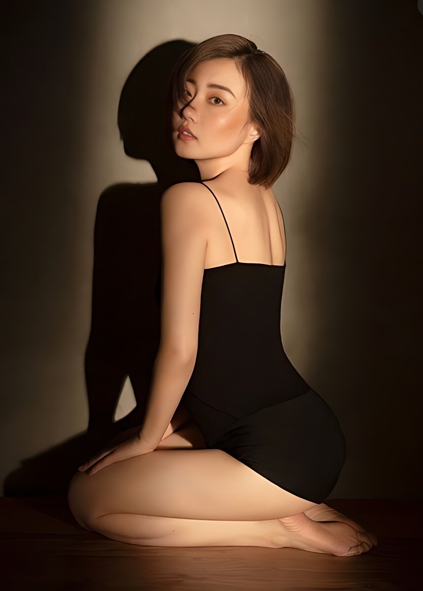 Treffen Sie Amazing Yuki Top Massage: Top Eskorte Frau - model preview photo 1 