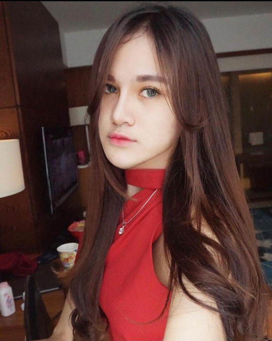 TS Escort in Central Jakarta – Exklusive Begleitung - model photo Dini