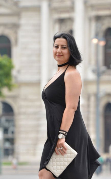 Rimming Escort  (Huren, Nutten) in Wien, KG Kagran. - model photo Julia