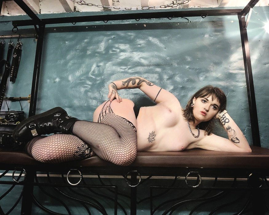 Verifizierte Escort-Nutten in Liestal (Basel-Landschaft). - model photo Alyssa Kane