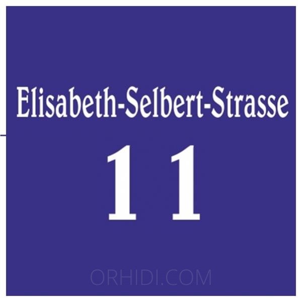 Лучшие ELISABETH-SELBERT-STR. 11 в Мюнхен - place main photo