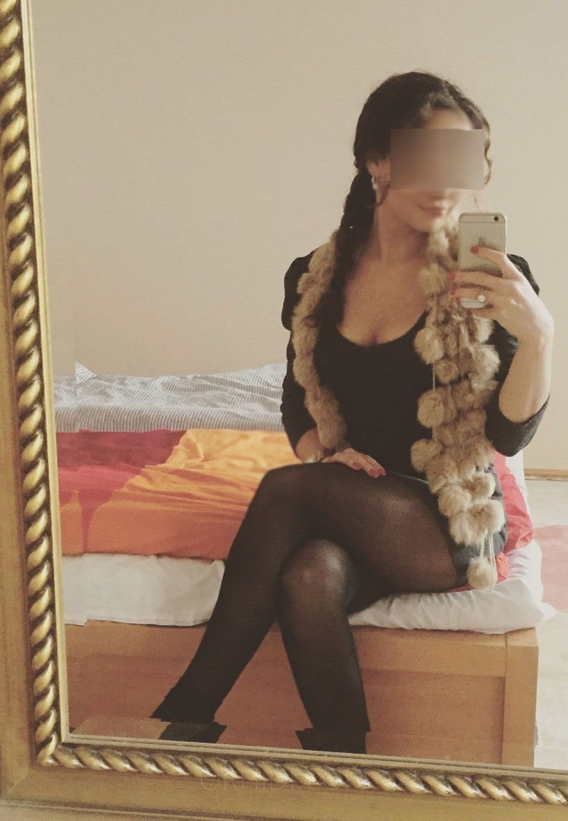 Esperienza di una pornostar scorta a Leverkusen - model photo Helena