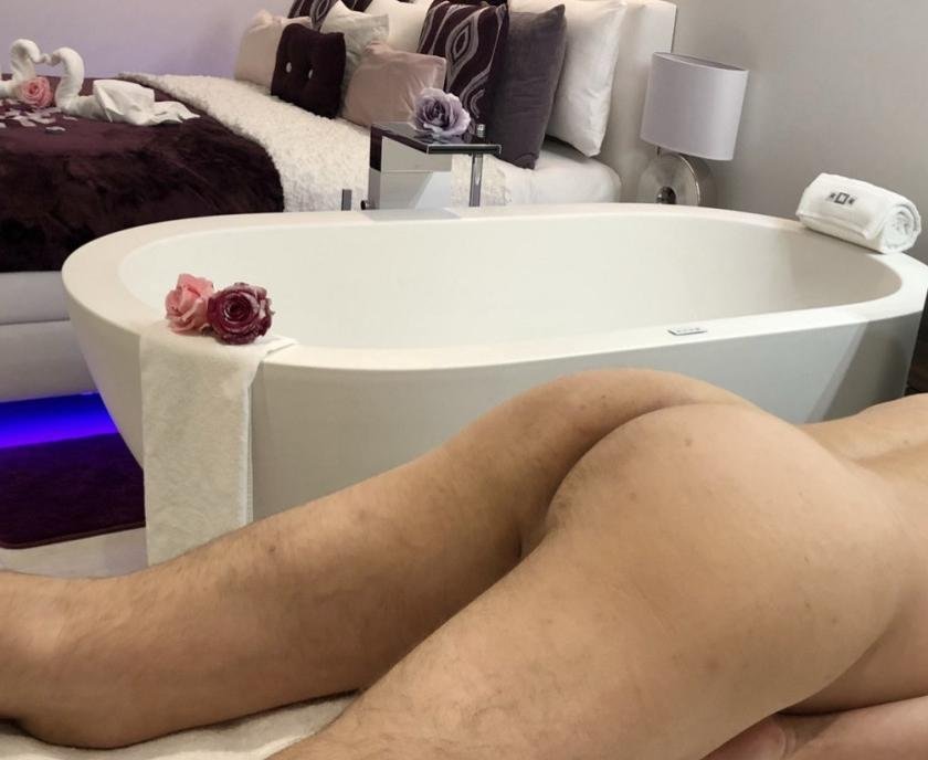 Escort affascinante Latinoamericano a Offenburg - model photo Erotisch Heisse Massage Von Mann Zu Mann