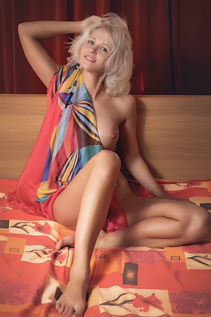 Meet Amazing Gabriela Aus Litauen Susse Engel: Top Escort Girl - model preview photo 2 