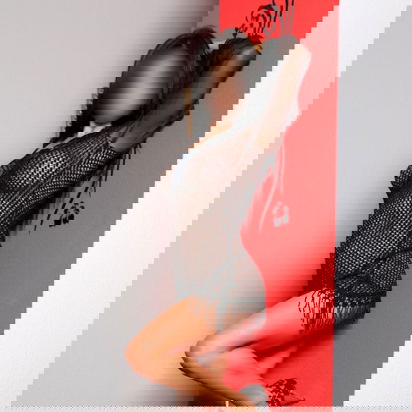 Lee ? - model main photo 1