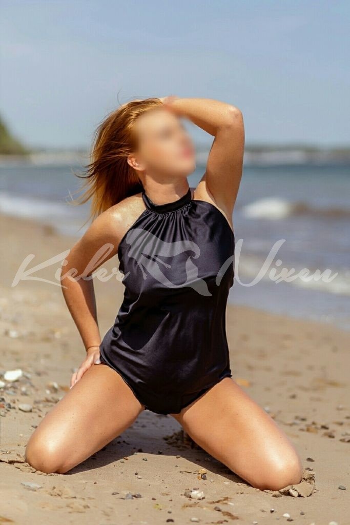 Find Escort Service in Altenholz and Enjoy Time With Pretty Girls - model photo Magical Corinna
