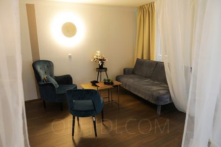 Lesbisch Escort  (Huren, Nutten) in Frechen, Nordrhein-Westfalen. - model photo Charlies Hamburg