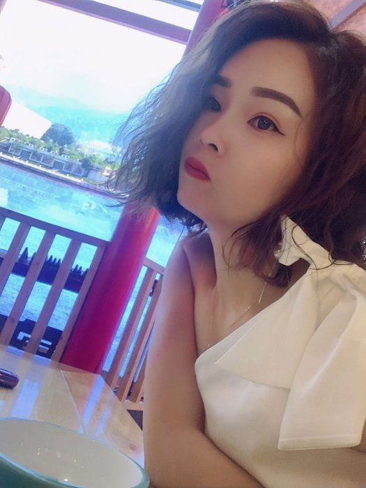 Beste Eskorte Frauen in Saudi-Arabien - model photo Dengdeng