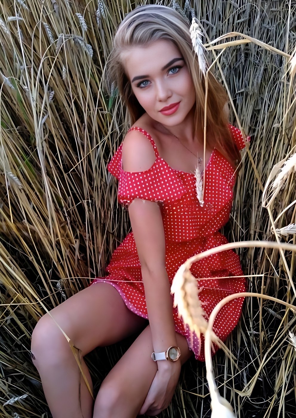 Treffen Sie Amazing Polina: Top Eskorte Frau - model preview photo 2 