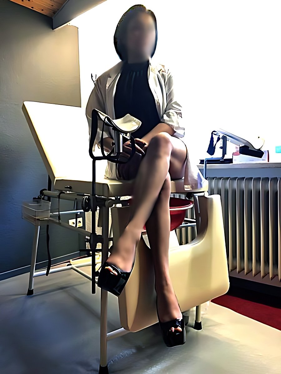 Treffen Sie Amazing Lady Nilay: Top Eskorte Frau - model preview photo 2 