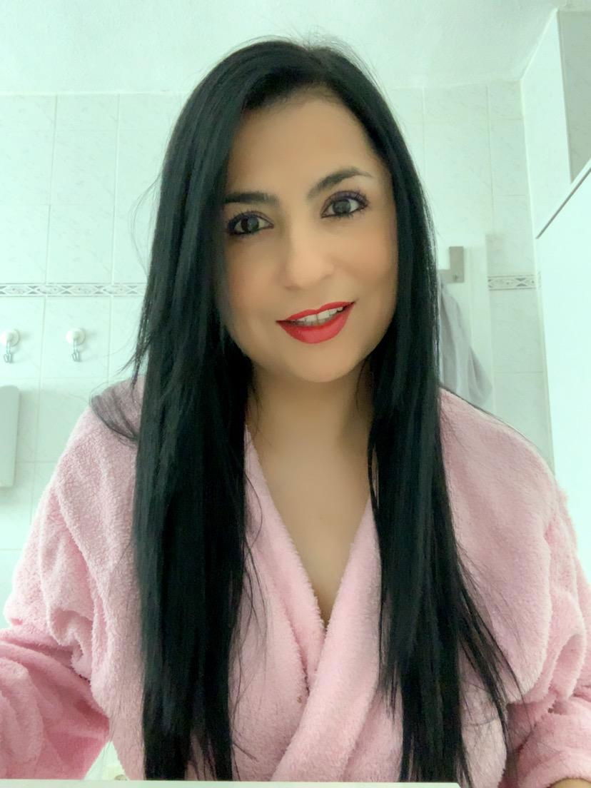 MILF Escort  (Huren, Nutten) in Sankt Augustin, Nordrhein-Westfalen. - model photo Alicia Massage Queen
