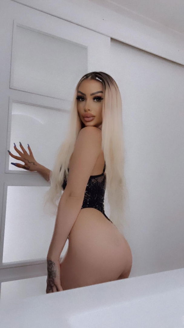 Trans Escort in Genf - model photo Gallen Anna Geile Titten Und Ein Knackarsch Aktion