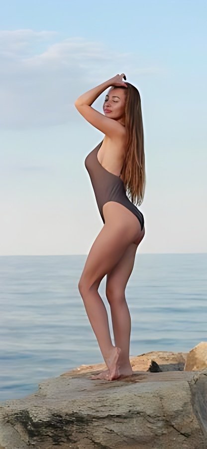 Meet Amazing Alla: Top Escort Girl - model preview photo 2 