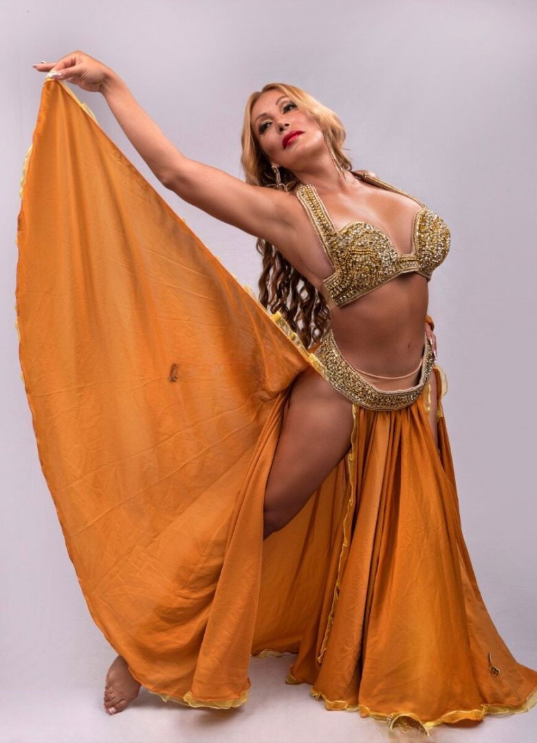 Vanna - Escort London