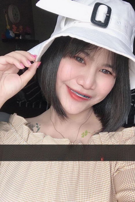 Erlebe aufregendes Nakhon Ratchasima Spanking - model photo Diamond