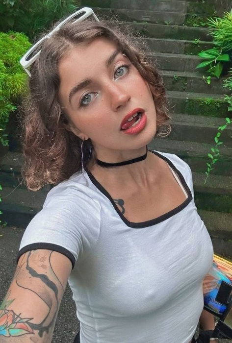 Ihr globales Escort-Verzeichnis - model photo Vesna