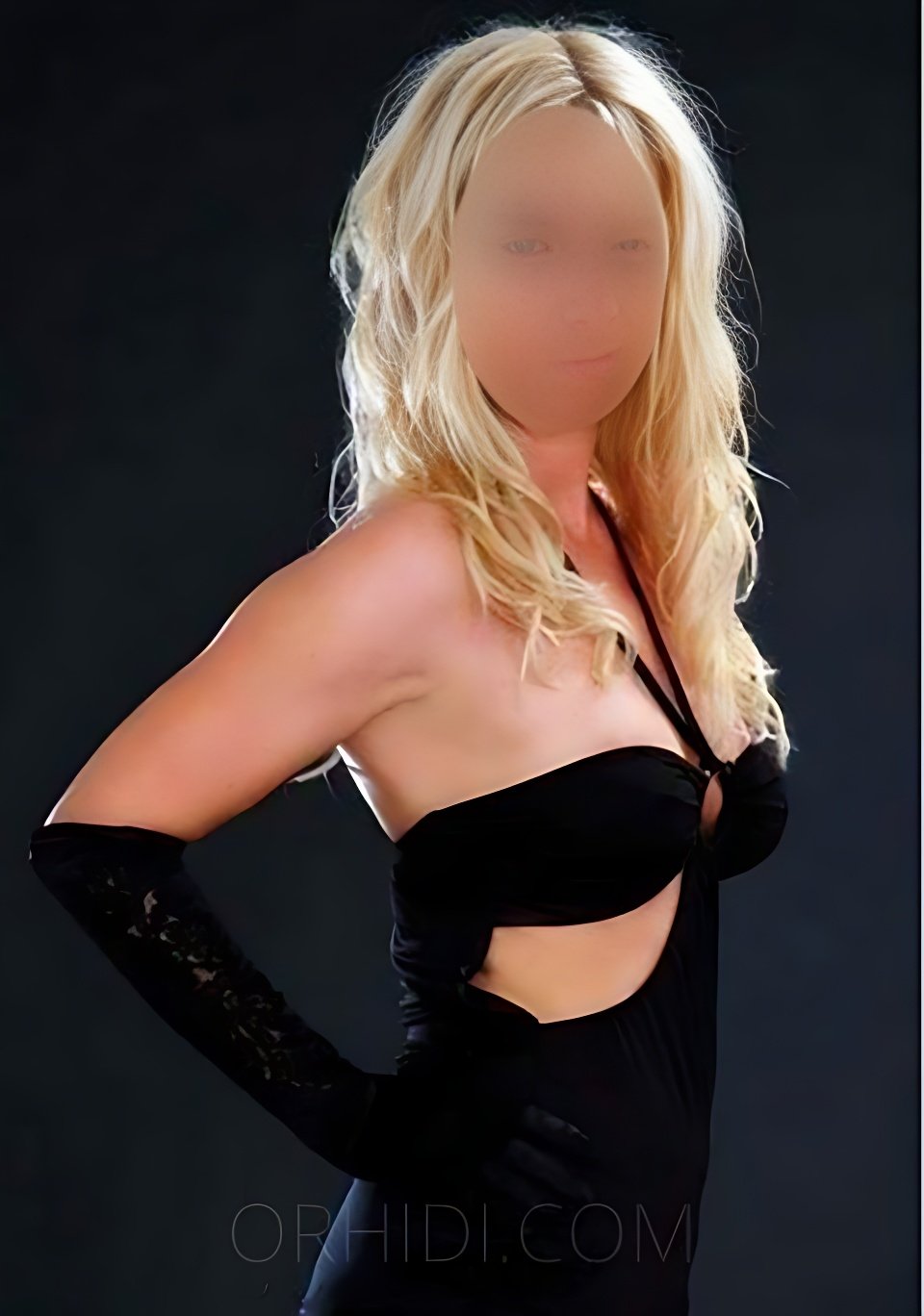 Los mejores modelos Femdom te están esperando - model photo Nicole (38) - Blonde Leidenschaft