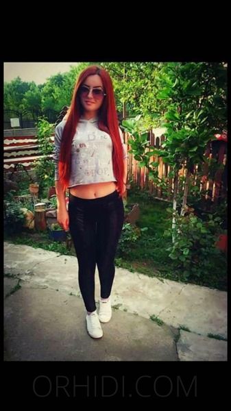 Verifizierte Escort-Nutten in Bocholt (Nordrhein-Westfalen). - model photo PAULINA
