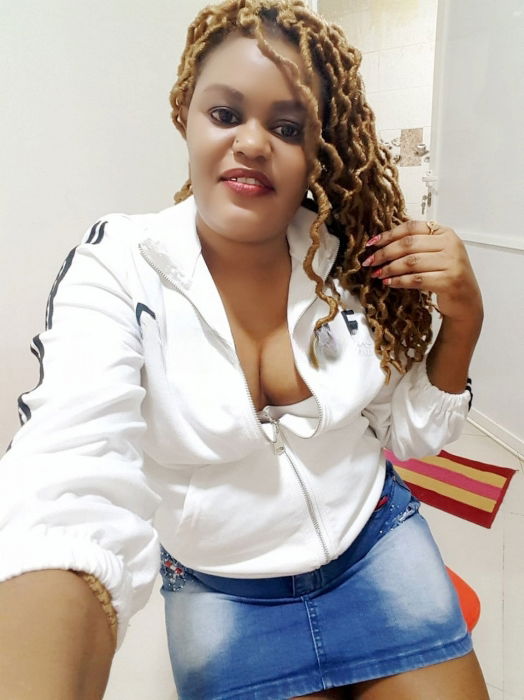 Faszinierende Deepthroat Escort in Dschidda - model photo Maya