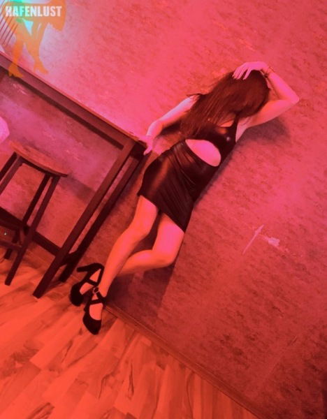 Spanking Escort  (Huren, Nutten) in Bad Pyrmont, Niedersachsen. - model photo Kim