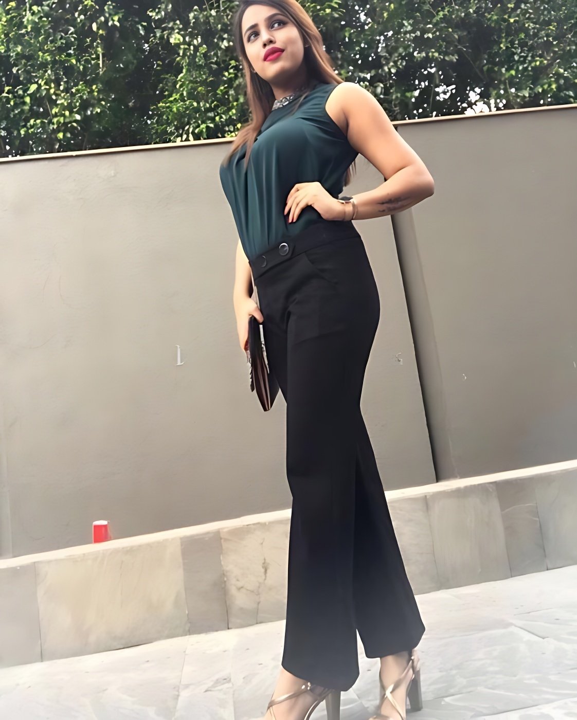 Meet Amazing Sani Singh: Top Escort Girl - model preview photo 2 