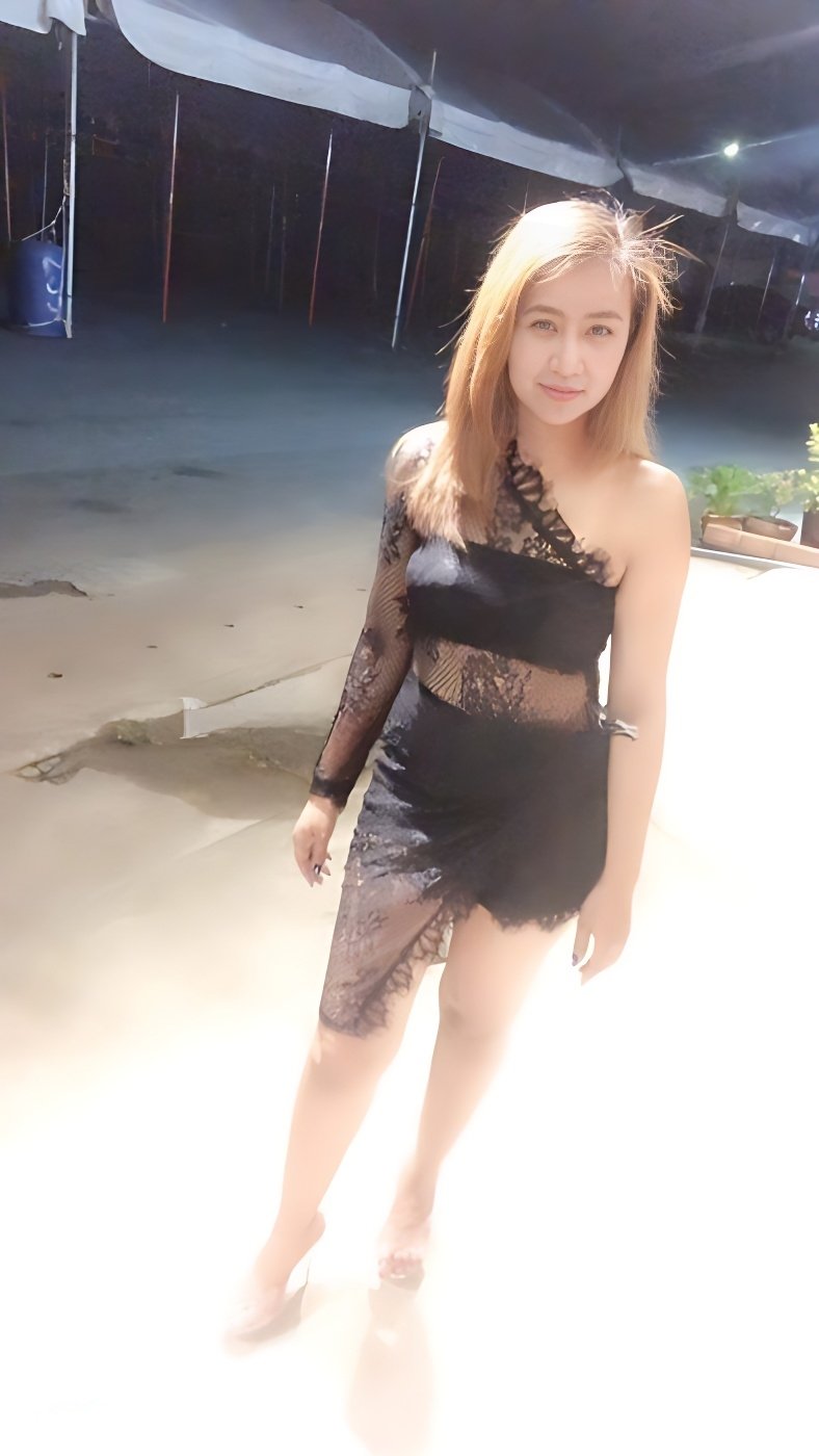 ESCORT IN Bangkok - model photo Nina