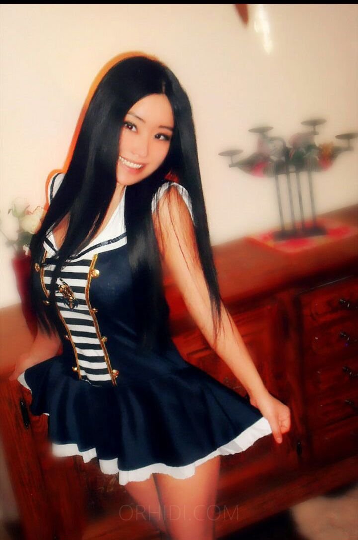 Asian escort in Glasgow - model photo Michiko