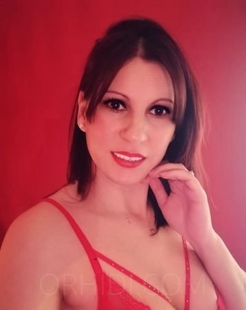 Find Escort Service in Sankt Ingbert and Enjoy Time With Pretty Girls - model photo MIA Massage mit H*ppy End