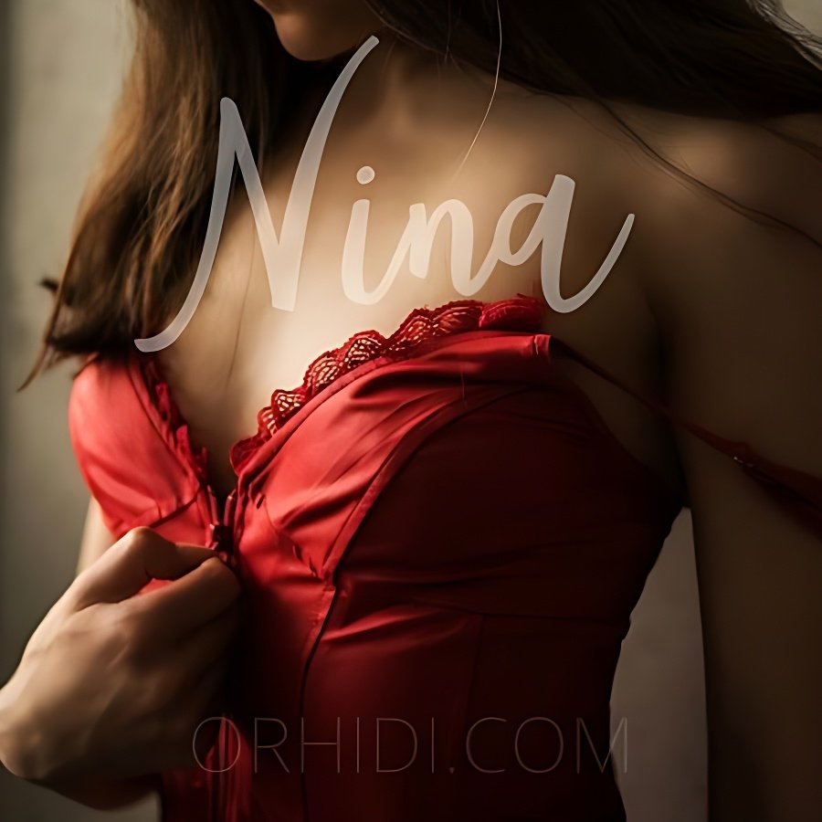 Meet Amazing DEUTSCHE NINA - mit Termin: Top Escort Girl - model preview photo 1 