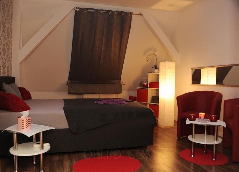 Best Zimmer oder Wohnung in 1 von 7 Städten - Such es Dir aus! in Hanover - place photo 1