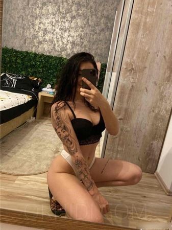 Verifizierte Escort-Nutten in Deggendorf (Bayern). - model photo Lorena