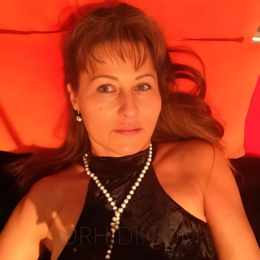 Treffen Sie Amazing Linda Lust: Top Eskorte Frau - model photo Lady Corinna nur Massagen kein GV