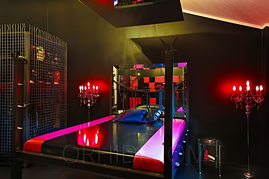 Stripclubs in Bayern für Sie - place Studio ELEGANCE