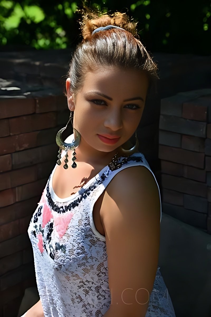 Meet Amazing ALEXANDRA IM CHERI CLUB: Top Escort Girl - model preview photo 0 