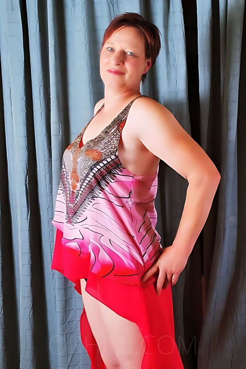Meet Amazing SANDRINE: Top Escort Girl - model preview photo 1 