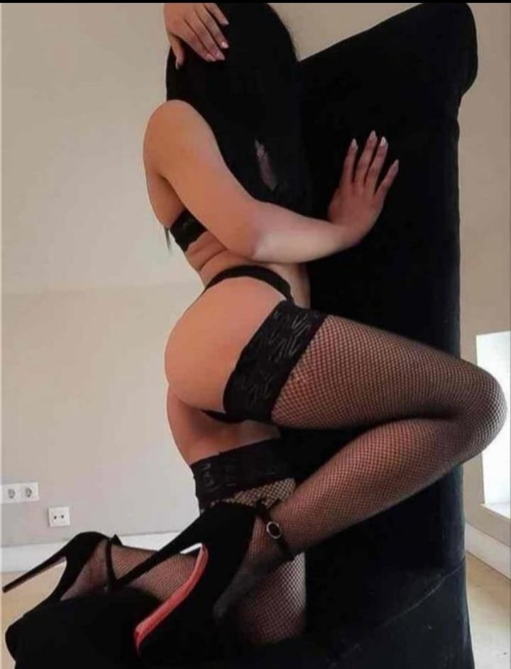 Top Erotic massage escort in Denizli - model photo Real Adelle2
