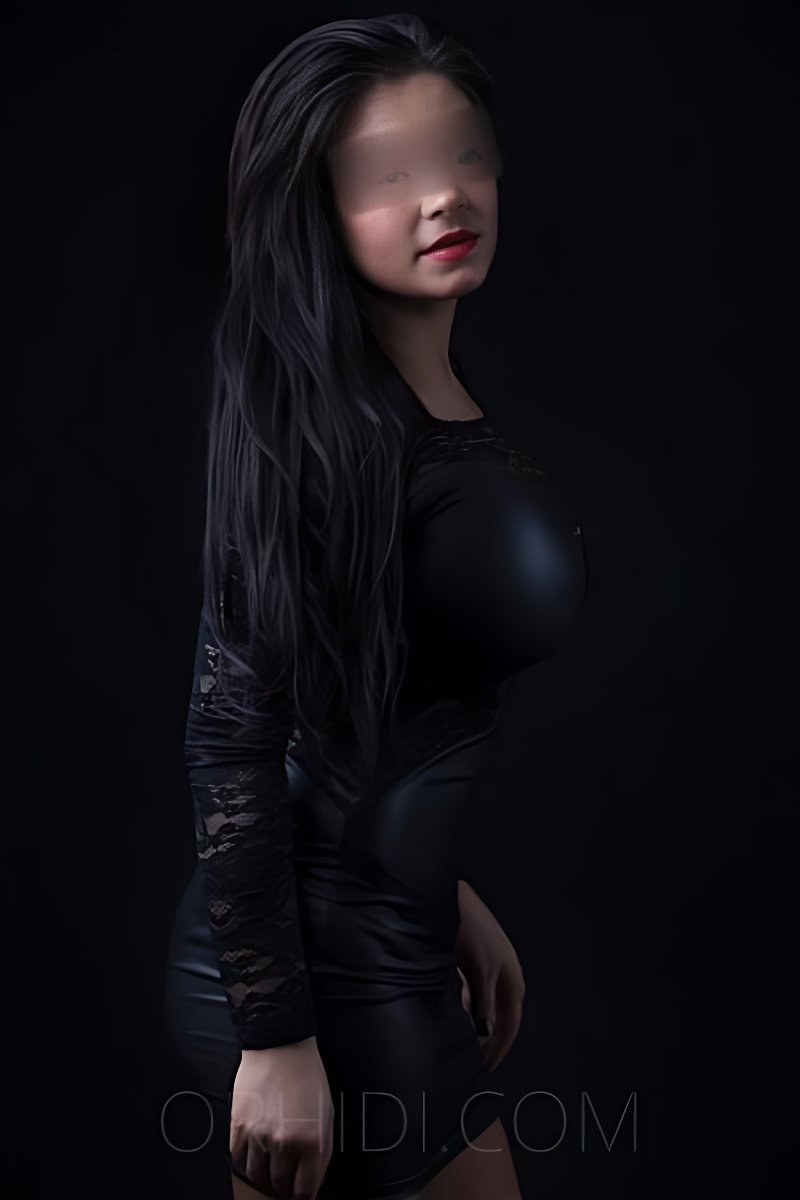 Los mejores modelos Garganta profunda te están esperando - model photo YANINA - CRAZY SEXY