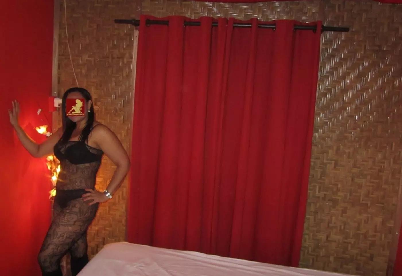 Meet Amazing Hete Latina Pamela Geeft Erotische Massage Bij Korat: Top Escort Girl - model preview photo 1 