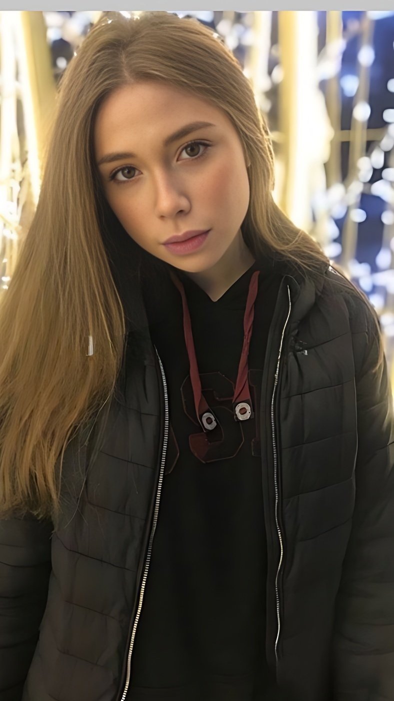 Conoce a la increíble Beautiful Yulia: la mejor escort - model preview photo 1 