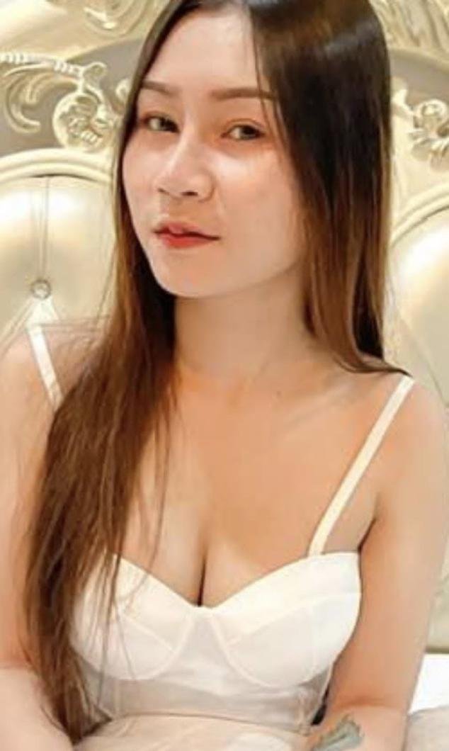 Meet Amazing Nur: Top Escort Girl - model photo Traditionelle Thai Massage Und