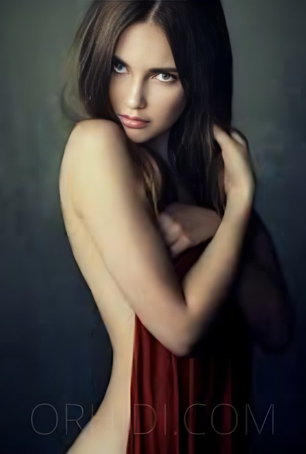 Treffen Sie Amazing Alina Vip: Top Eskorte Frau - model preview photo 1 
