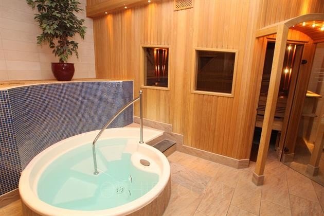 Best Sauna Clubs in Damm - place Colosseum 