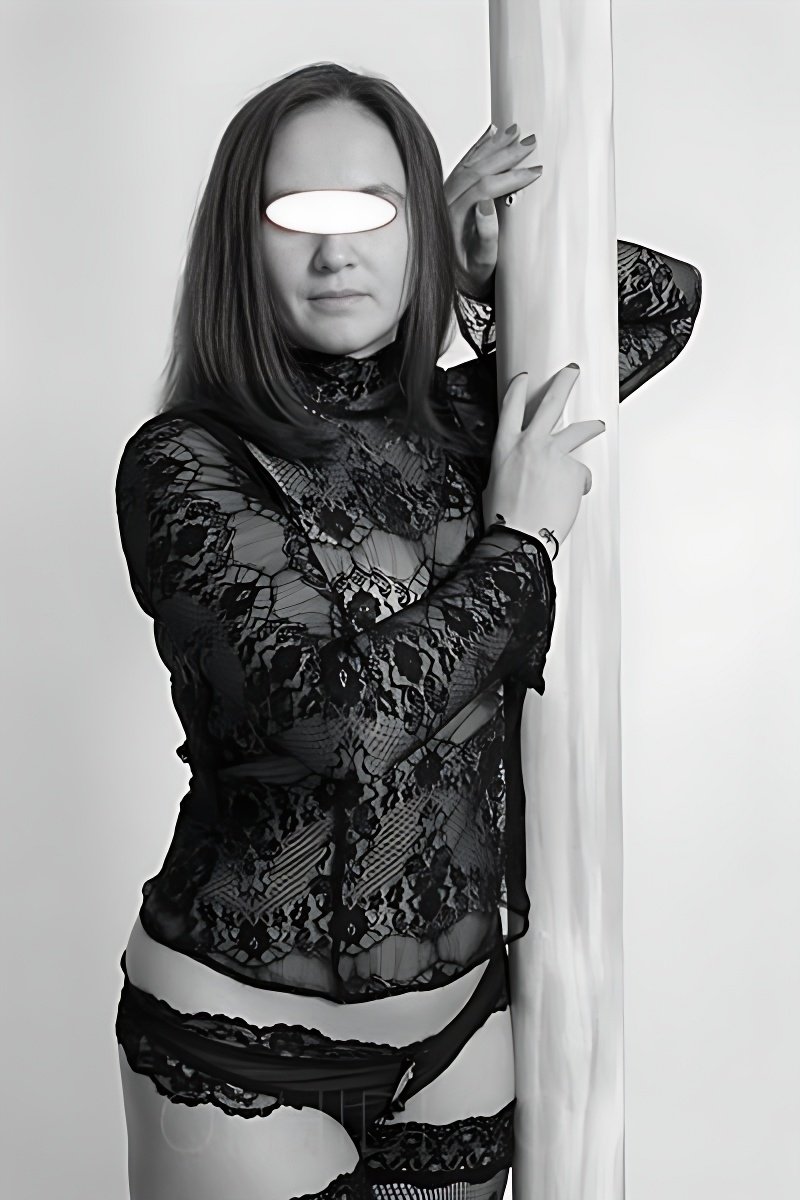 Meet Amazing Katja2: Top Escort Girl - model photo WIEDER DA! ANDREA (DEUTSCH)