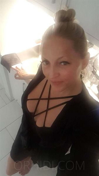 Privat Escort  (Huren, Nutten) in Cottbus, Brandenburg. - model photo Theresa DEUTSCH, privat